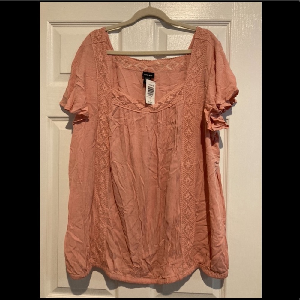 Torrid - 3x Blush Colored Gauze Material Top Lacey